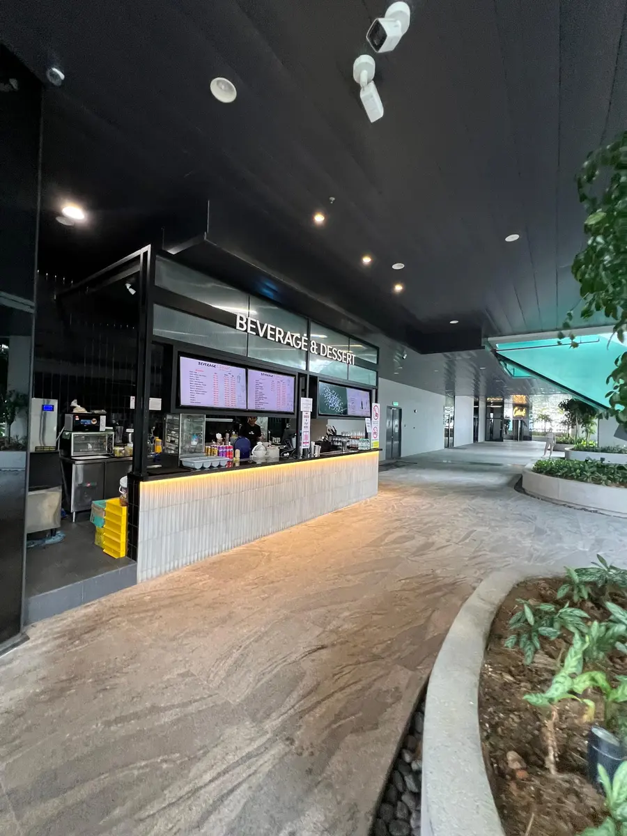 Beverage & Dessert Kiosk